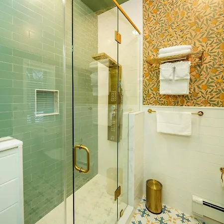 Niagara Grandview Boutique Hotel-3