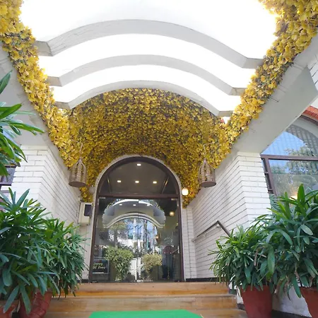 Goa Country Club By Pearl Near Udyog Vihar Yashobhoomi-3