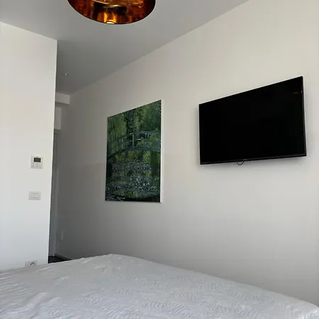 Enjoy Garden - Flavio Baracchini 9 - Rooms-2