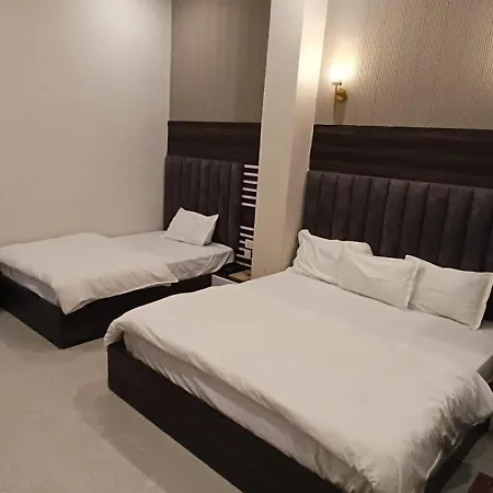 Hotel Lovely-3