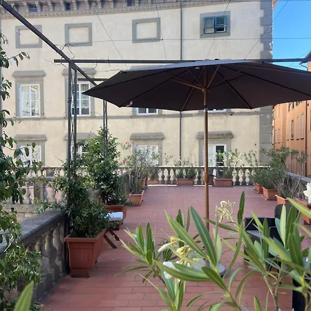 Relais San Lorenzo Historic Centre Rooms & Suites-3