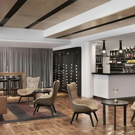 Four Points By Sheraton Brisbane-3