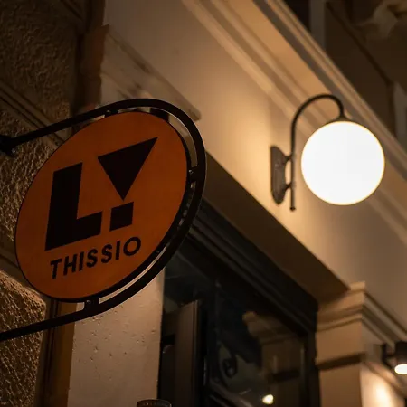 Living Yard Thissio-3