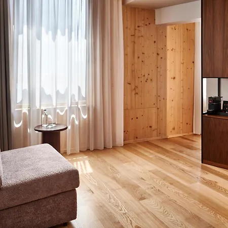 The Log Porto Hotel By Piamonte Hotels-3