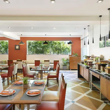 The Avenue Center Hotel-2