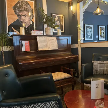 The Miller Of Mansfield-3