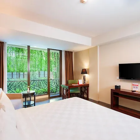 Swiss-Belhotel Rainforest-2