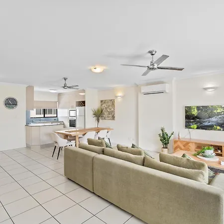 Cairns City Apartments-2