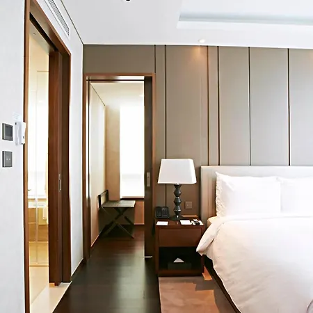 Lotte City Hotel Myeongdong-2