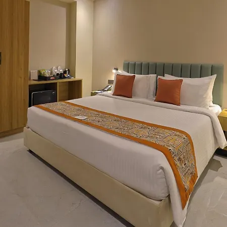 Hotel Grand Continent Premiere, Banjara Hills, Hyderabad-3
