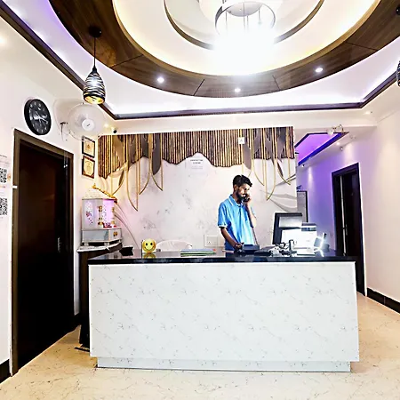 Hotel Ashok Palace Agra I 200M From Taj Mahal-3