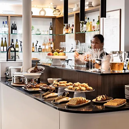 Best Western Premier The Blake Paris Gare Saint Lazare-3