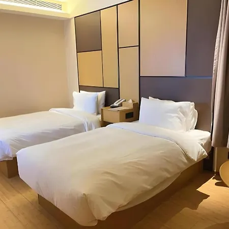 Ji Hotel Shanghai The Bund Tiantong Road-3