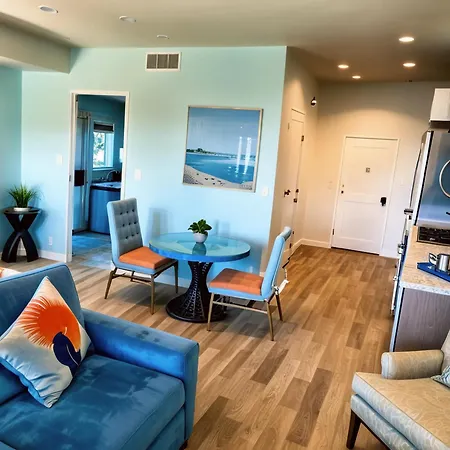 Urban Gorgeous Hollywood Living With Rooftop Views And Bbq, Gym-3