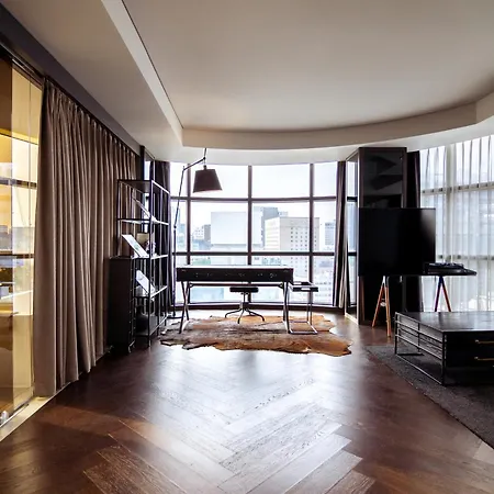 Homes Red Myeongdong-2