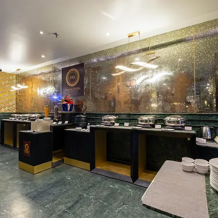 Foxoso Hotel Delhi Airport-3