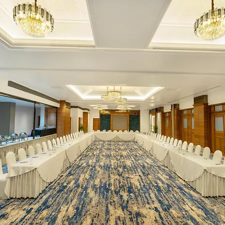 Hotel Kohinoor Continental, Airport-3
