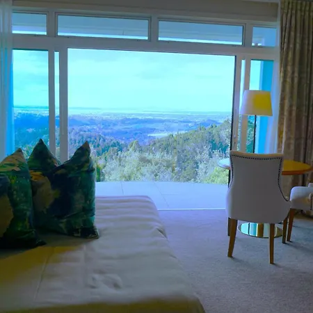 Waitakere Resort & Spa-2