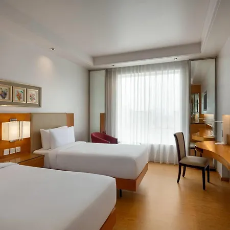 Ramada By Wyndham Ghaziabad Vasundhara-2