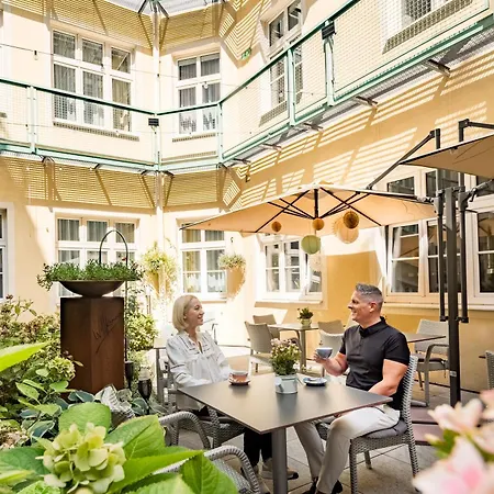 Hotel Josefshof Am Rathaus-3