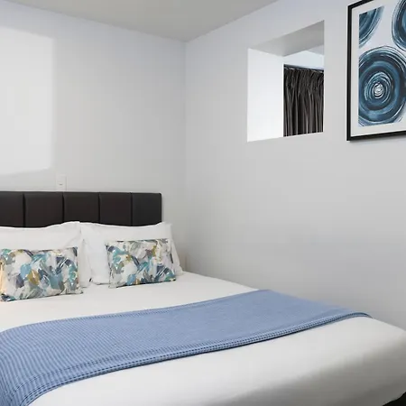 Quest On The Terrace Serviced Apartments-2