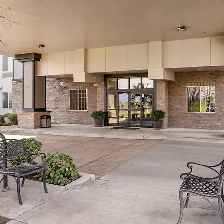 Comfort Suites Eugene University-2