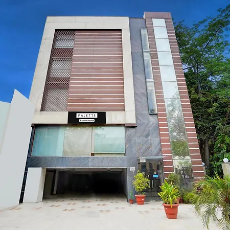 Palette By Checkin Royal Retreat Delhi Formerly Imperial Villas-3