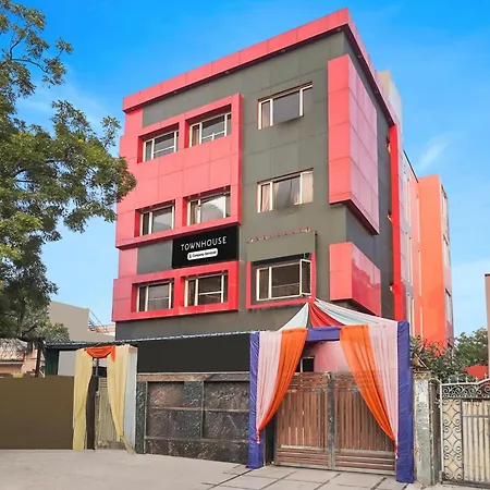 Super Townhouse Maithli Marg Sector 55 Formerly Red Roof-2