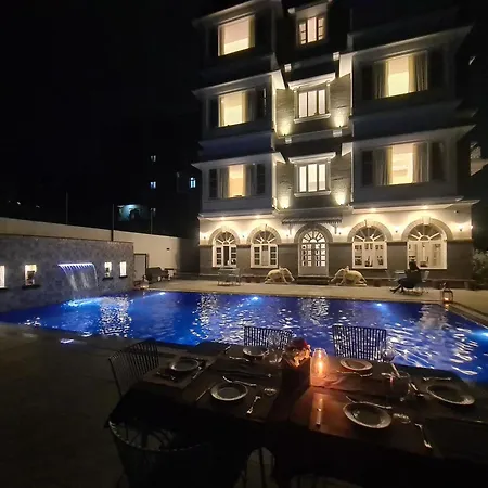 Boheda Manor - Luxury Retreat-3