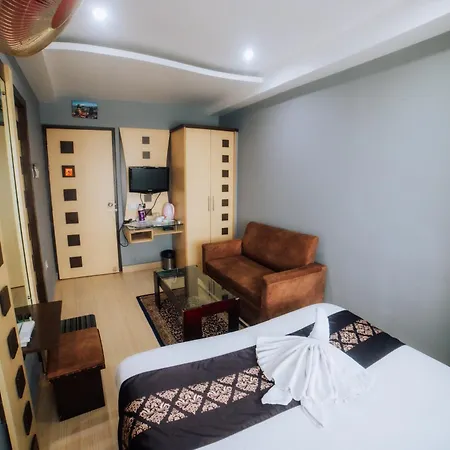 Amarjeet Hotel-2