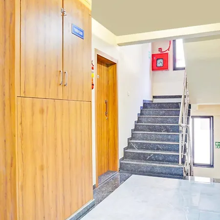 Townhouse Amanora Park Town Formerly Samrat Inn-2