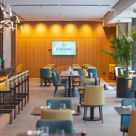 Hotel Grand Chancellor Auckland-3