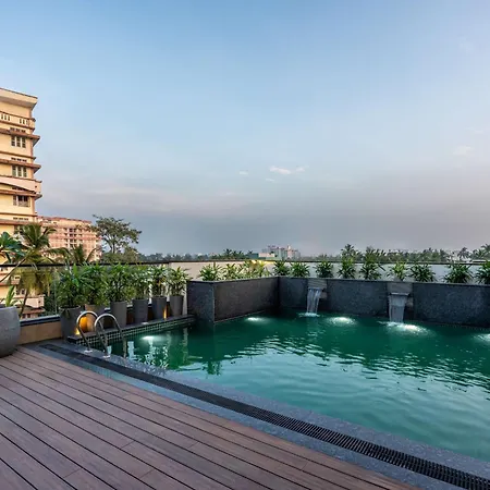 Park Inn & Suites By Radisson Thrissur East Fort-3
