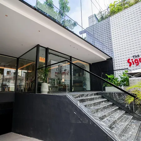 The Signature Hotel Saigon-3