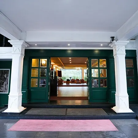 Hotel C7 Munnar-2