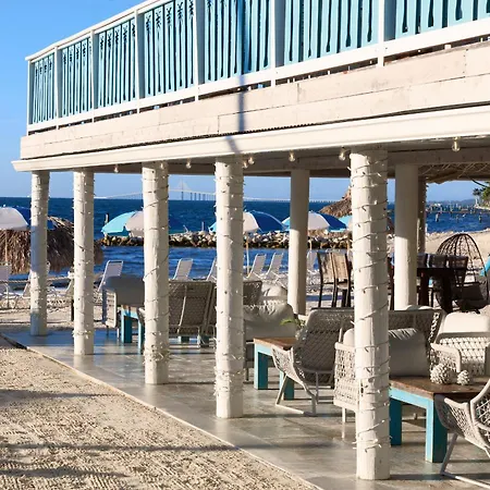 Skybeach Resort-3