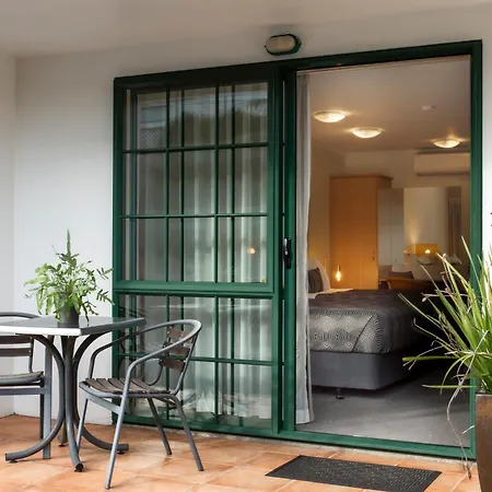 Greenlane Manor Motel-3