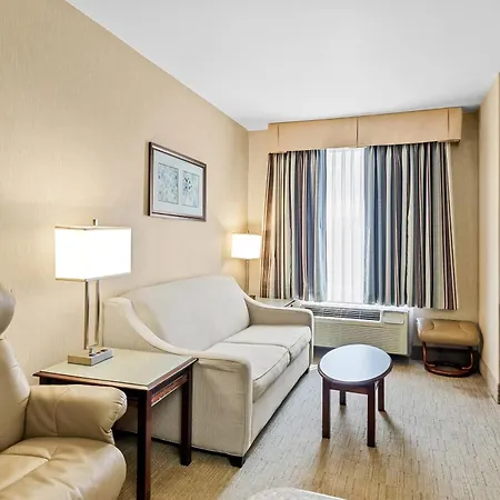 Mainstay Suites Roanoke Airport-3