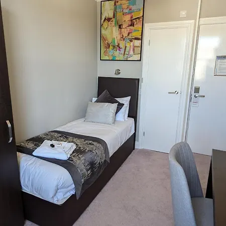 Alexandra Hotel-2