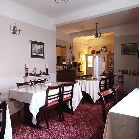 Hunters Lodge Guest House-2