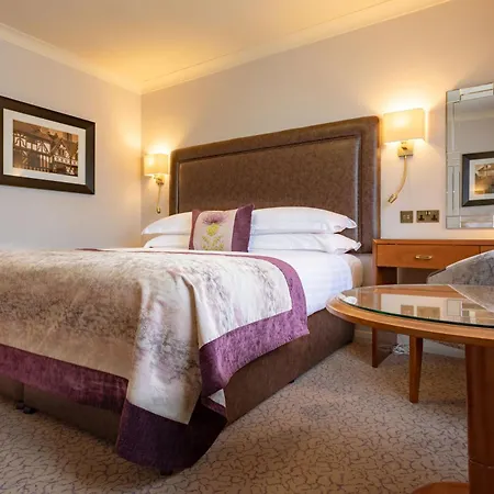 Swan'S Nest Hotel-2