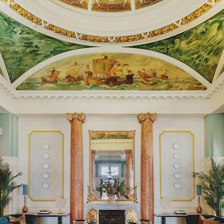 The Queens Hotel-3