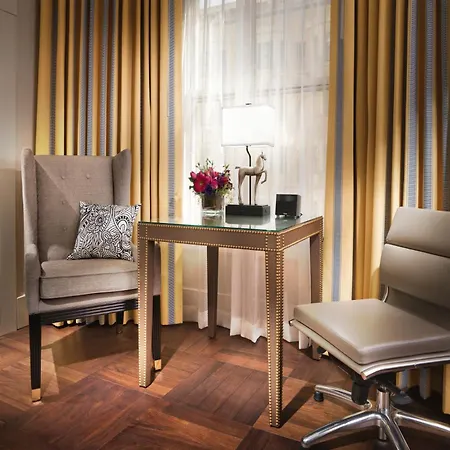 Staypineapple, An Elegant Hotel, Union Square-3