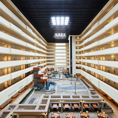Doubletree By Hilton Fresno Convention Center-2