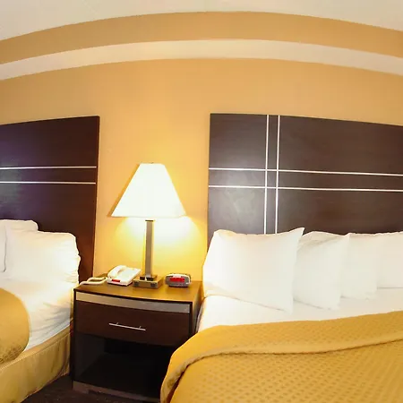 Quality Suites Milwaukee Airport-2
