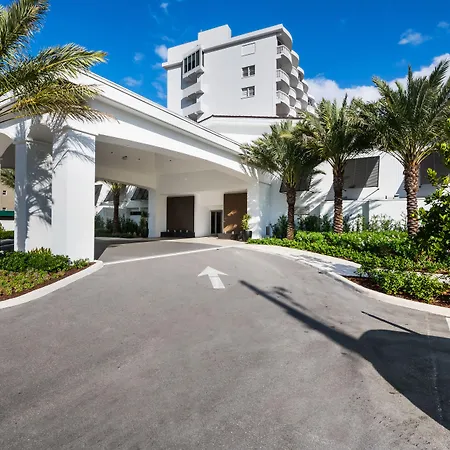 Beachcomber Resort & Club-3