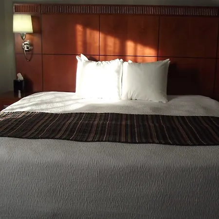 Country Inn & Suites By Radisson, Delta Park North Portland-3