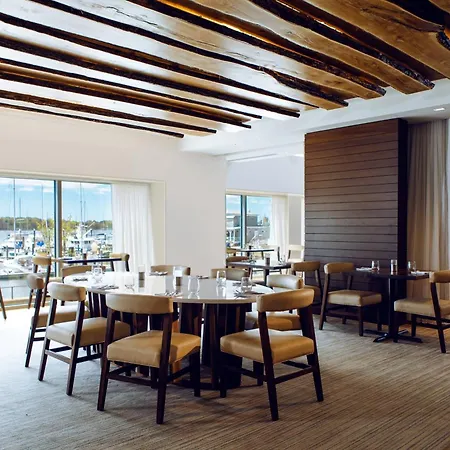 Newport Marriott Hotel & Spa-3