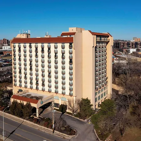 Embassy Suites By Hilton Kansas City Plaza-3