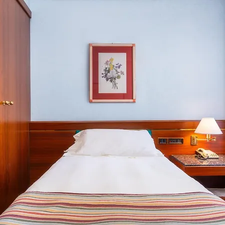 Hotel Crivi'S-2